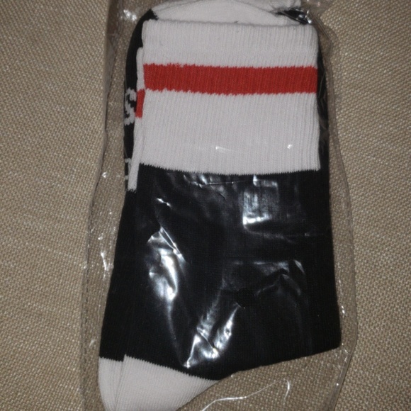 Harry Potter Socks Dobby is Free - Picture 3 of 3